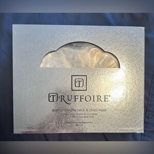 Truffoire Diamond Truffle Neck and Chest Mask kit. New!